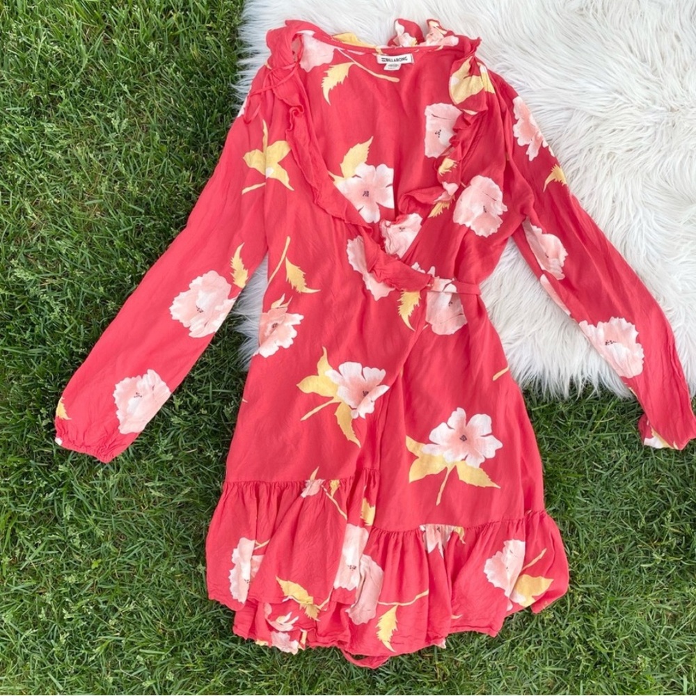 Billabong floral wrap swim beach coverup small